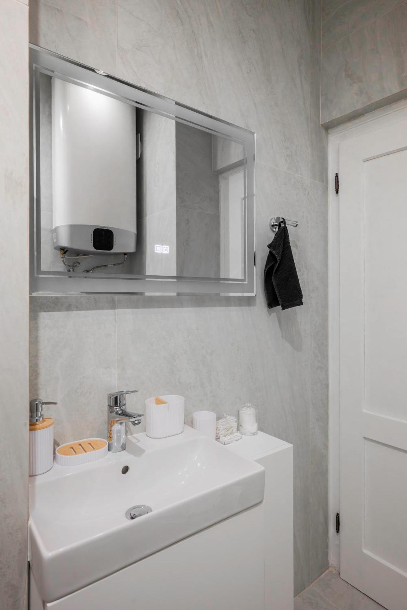 Urban Charm & Comfort - Chic 2Bd In Prime Location By Flat Mаnager Sofia Exterior photo