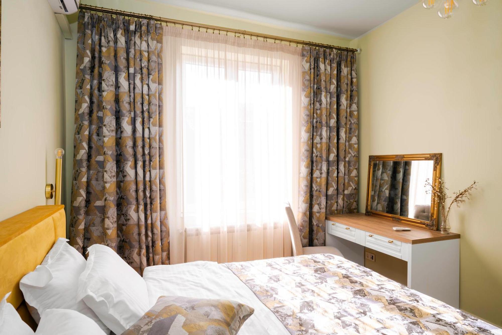 Urban Charm & Comfort - Chic 2Bd In Prime Location By Flat Mаnager Sofia Exterior photo